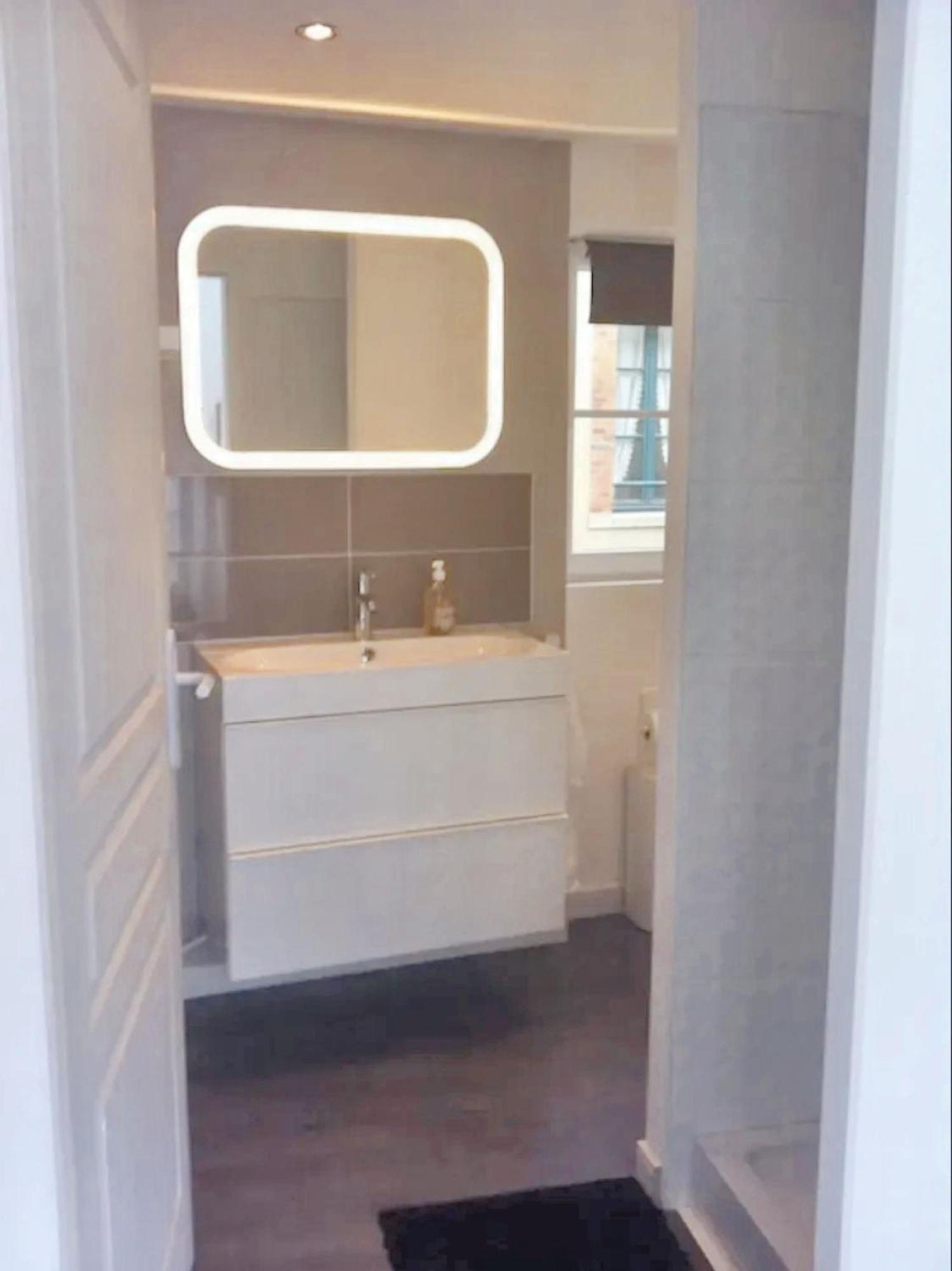 Appartement Moderne A Granville 55 M² Vue Sur Mer ภายนอก รูปภาพ